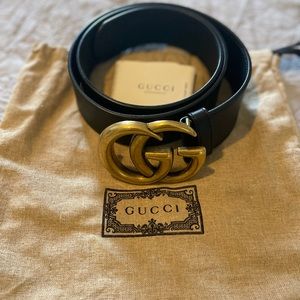 Gucci belt used only a few times. Selling because I have not used it!
